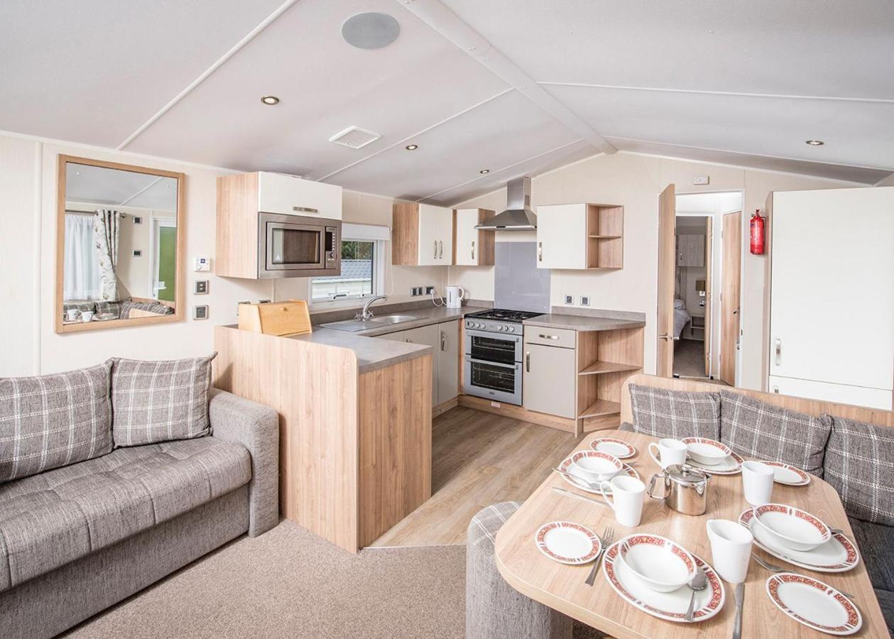 Sandaway Beach Holiday Park Combe Martin Eksteriør billede