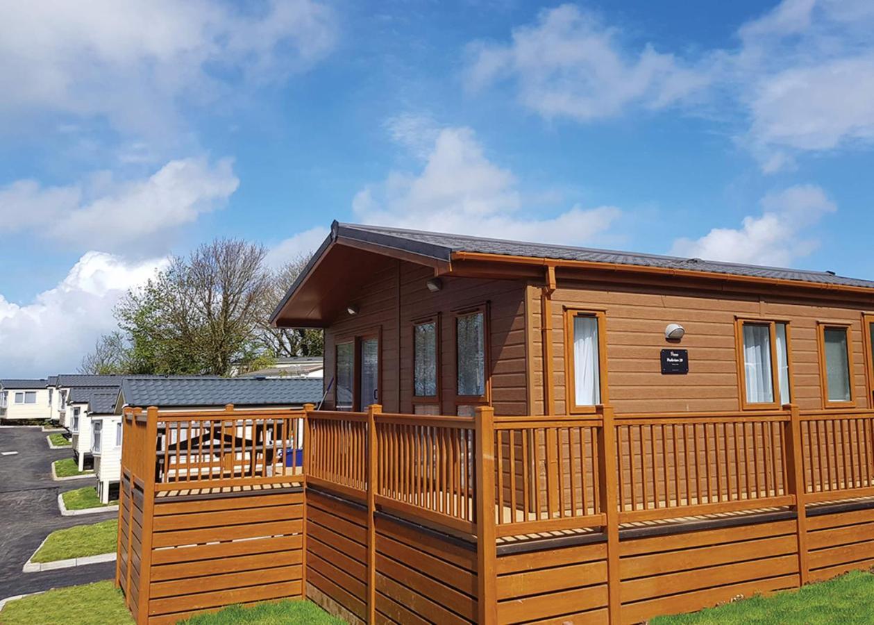 Sandaway Beach Holiday Park Combe Martin Eksteriør billede