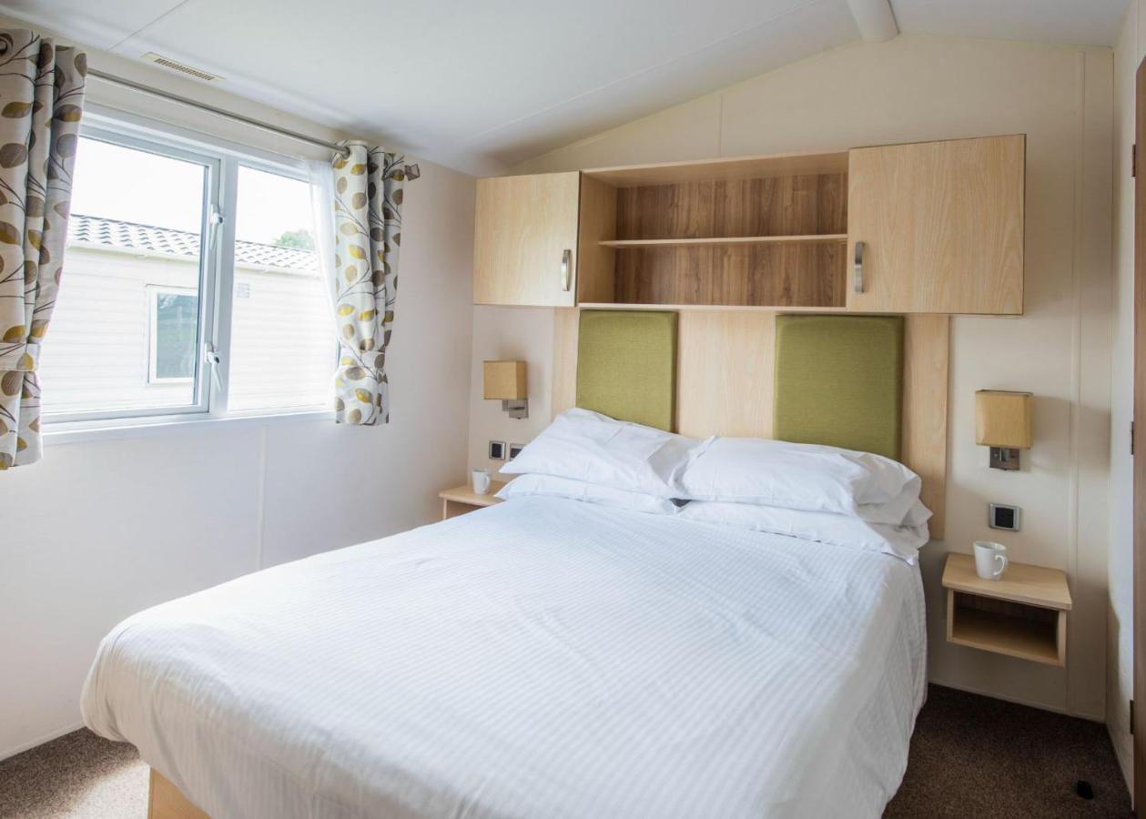 Sandaway Beach Holiday Park Combe Martin Eksteriør billede