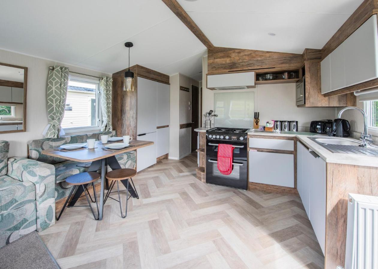 Sandaway Beach Holiday Park Combe Martin Eksteriør billede