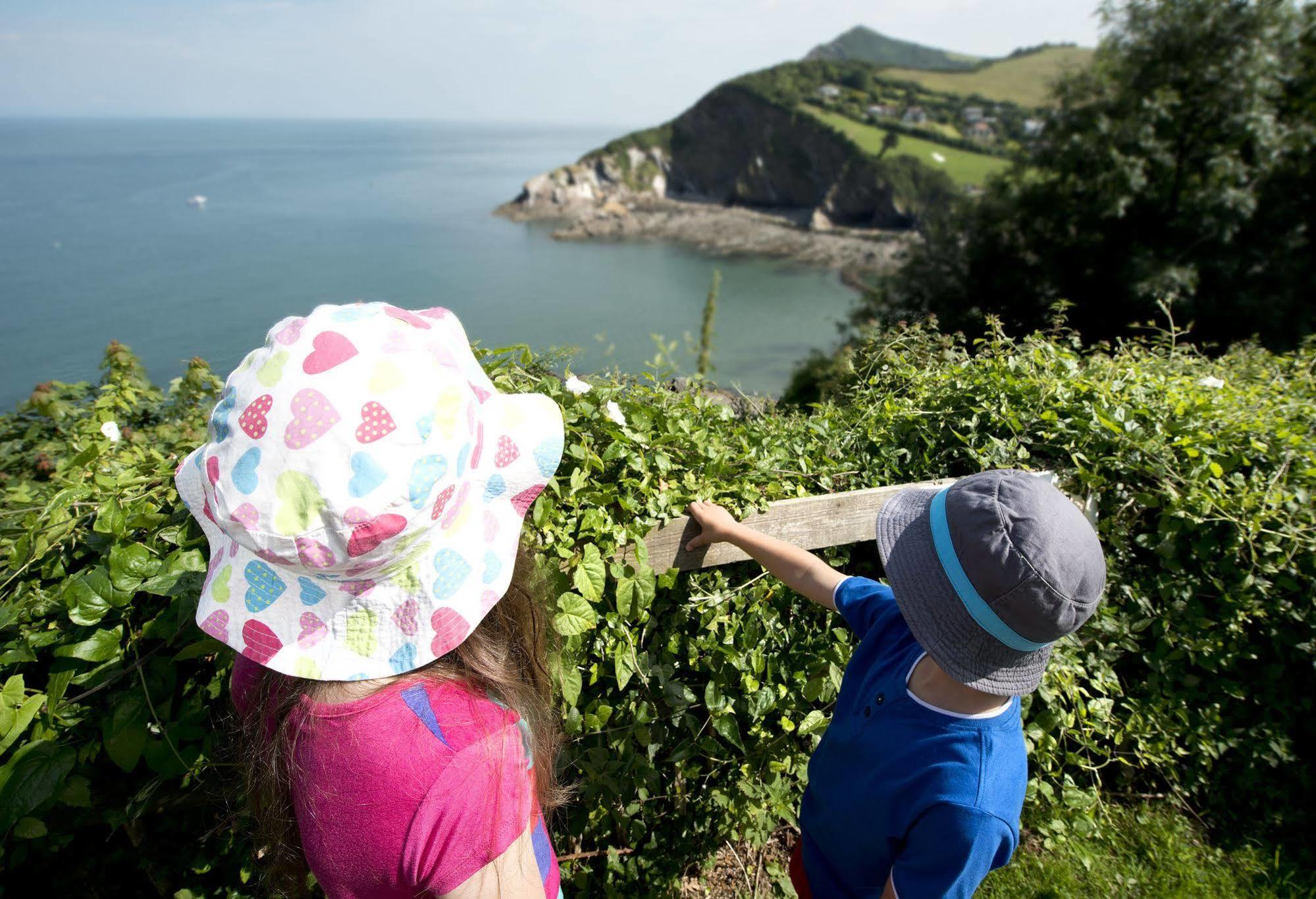 Sandaway Beach Holiday Park Combe Martin Eksteriør billede